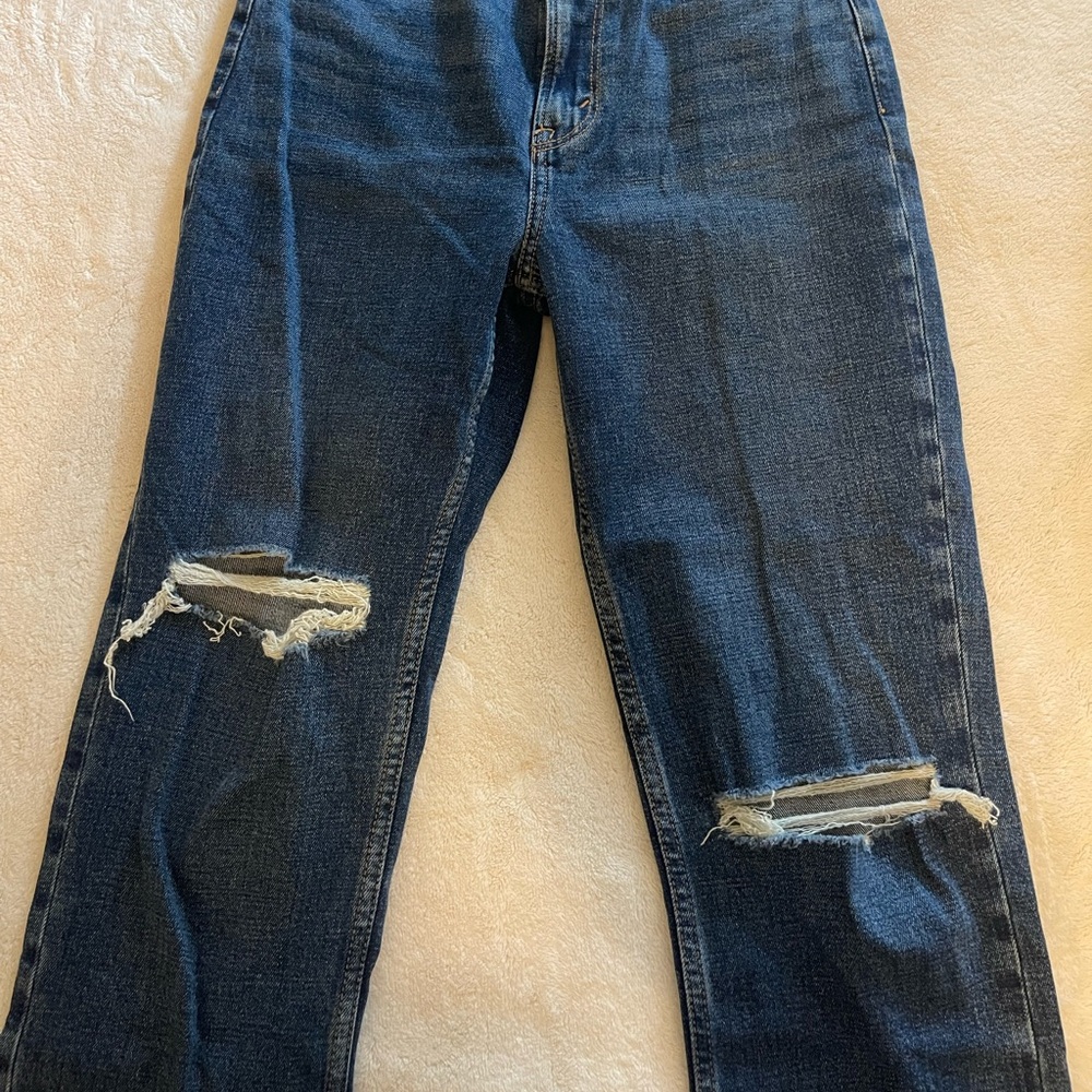 Abercrombie & Fitch Curve Love Ultra High Rise Ankle Straight Jean